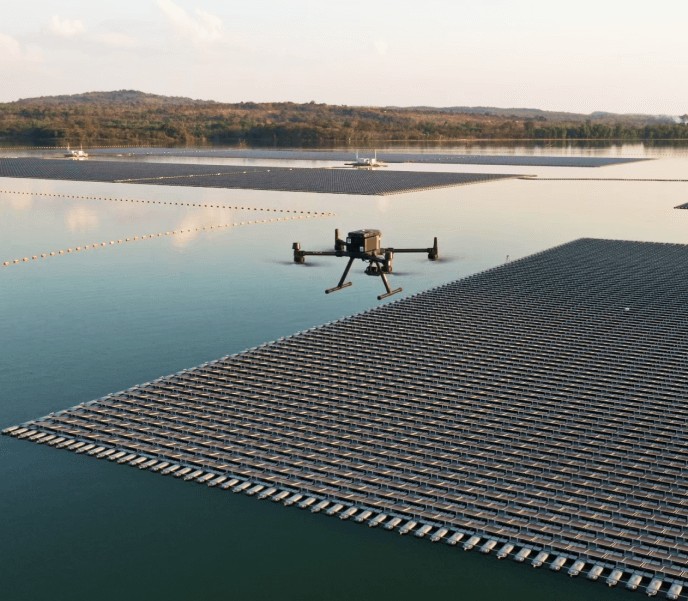 Solar Farm/Roof
Floating Inspection